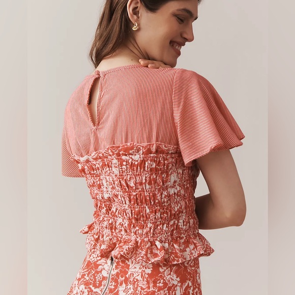 Anthropologie Short-Sleeve Smocked Linen Twofer Top - Teaberry - Picture 2 of 3